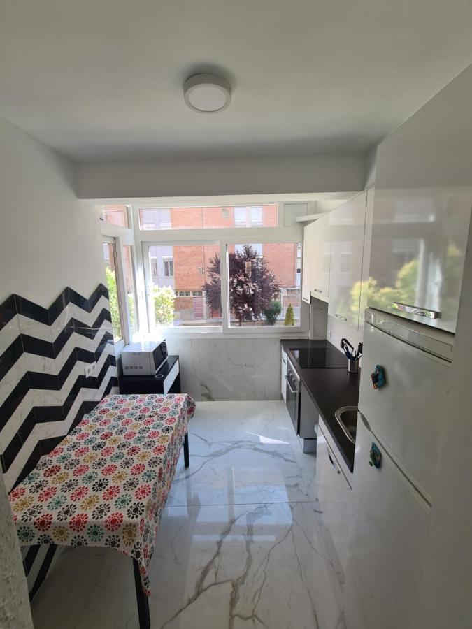Apartamento Luminoso Y Nuevo En Madrid Rio ภายนอก รูปภาพ